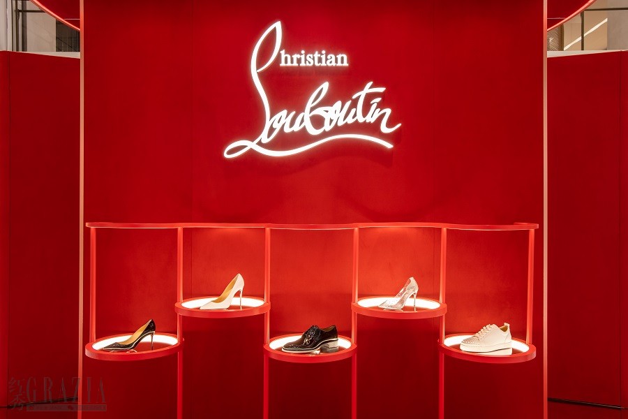 christian louboutin路铂廷经典佳作陈列.jpg